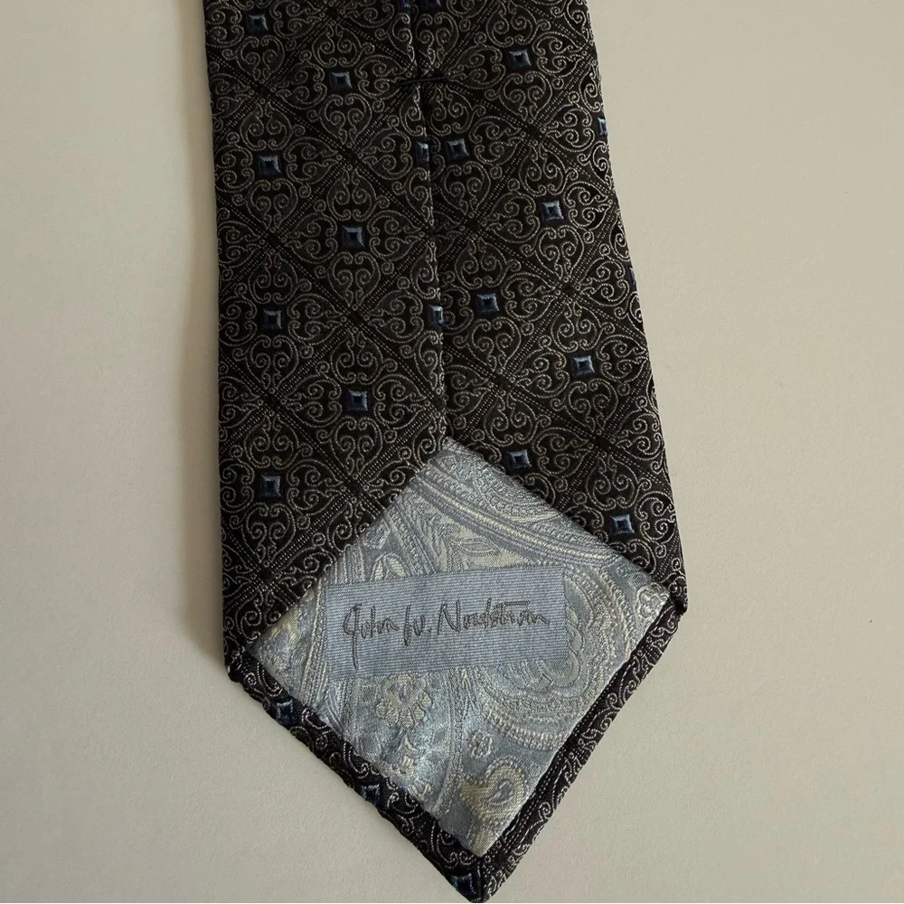 Nordstrom preowned elegant